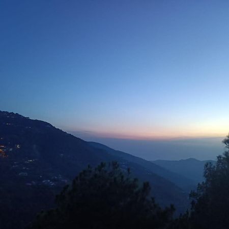 The Summer House Kasauli I Party & Music I Sky Bonfire I Managed By Exotic Stays Zewnętrze zdjęcie